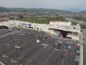 Вълча - Shopping City - търговски център - панели с PIR